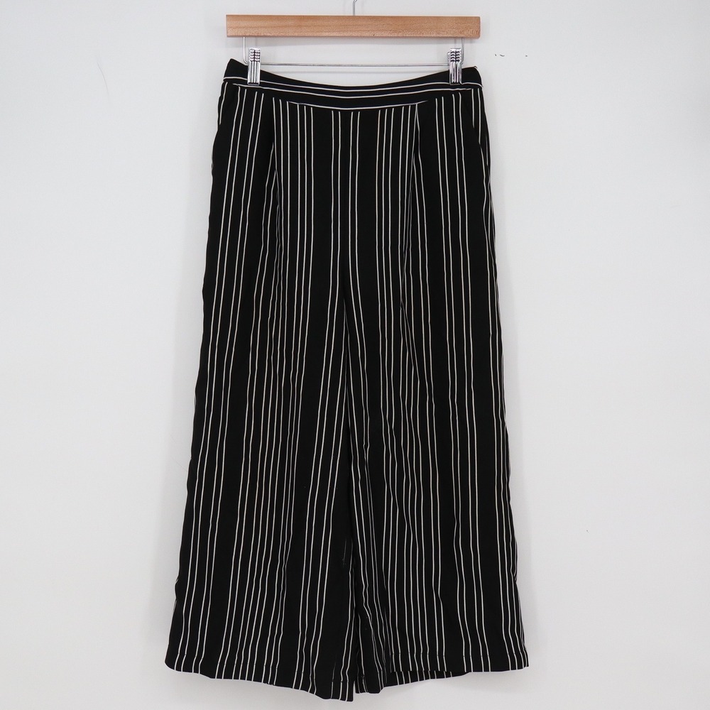 A New Day Pants Womens S Wide Leg Black White Striped Cropped Casual Excellent